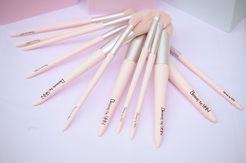 YHN Brush Set